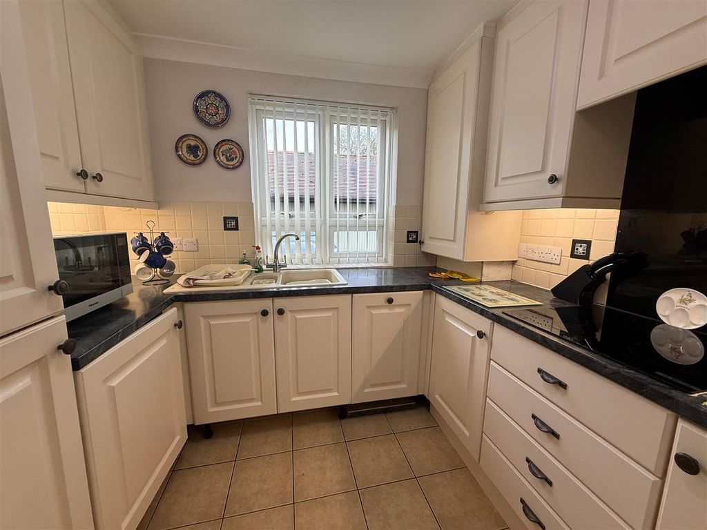 Property photo 3 of 9 4.Jpg