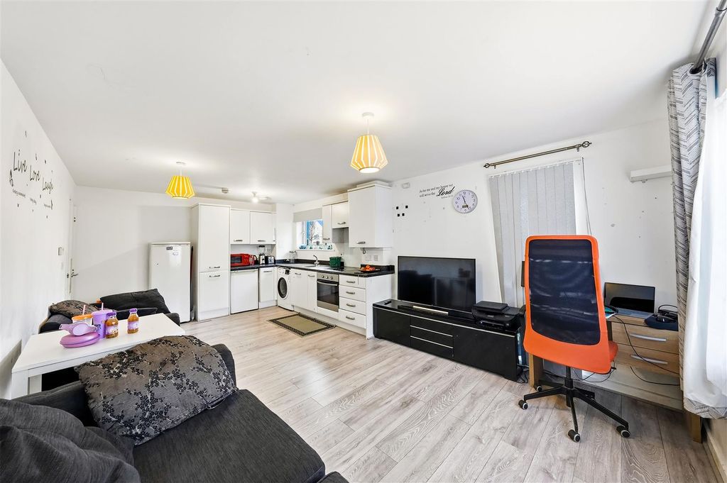 Additional image 4 of 2 bed flat for saleAngie Mews, Dartford DA1