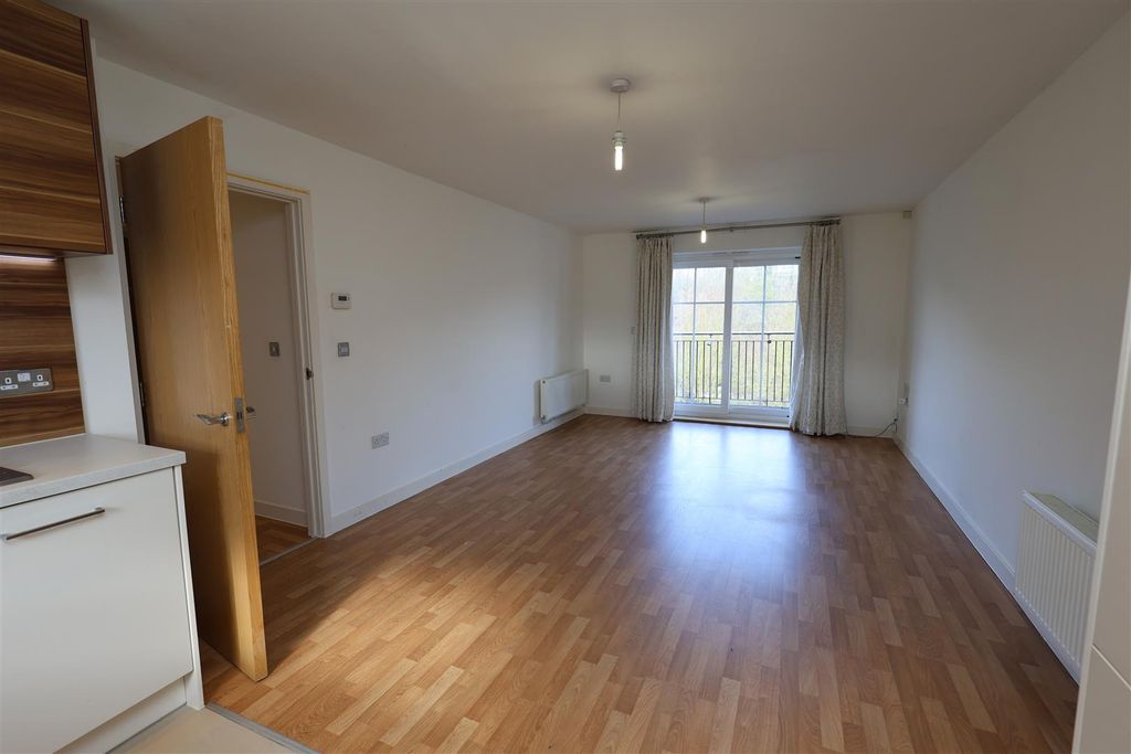 Property photo 3 of 23 Reception Room