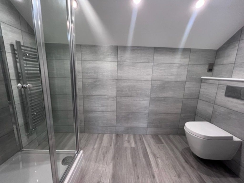 Property photo 2 of 3