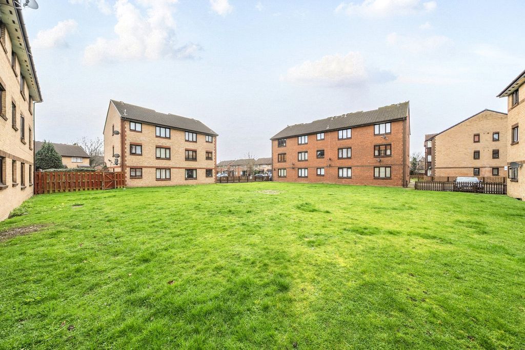 Additional image 10 of 2 bed flat for saleDavies Close, Croydon CR0