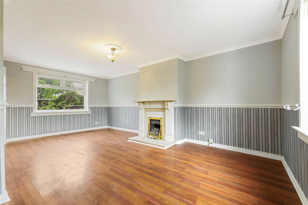 Property photo 2 of 21 Picture No. 15