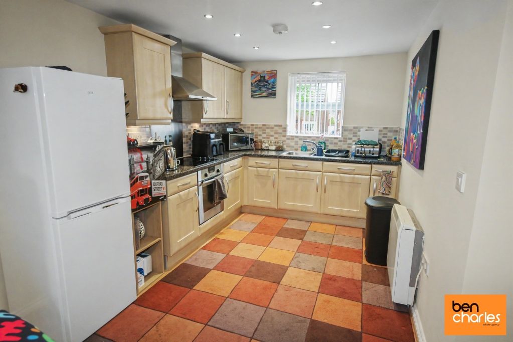 Property photo 3 of 8 Picture No. 06