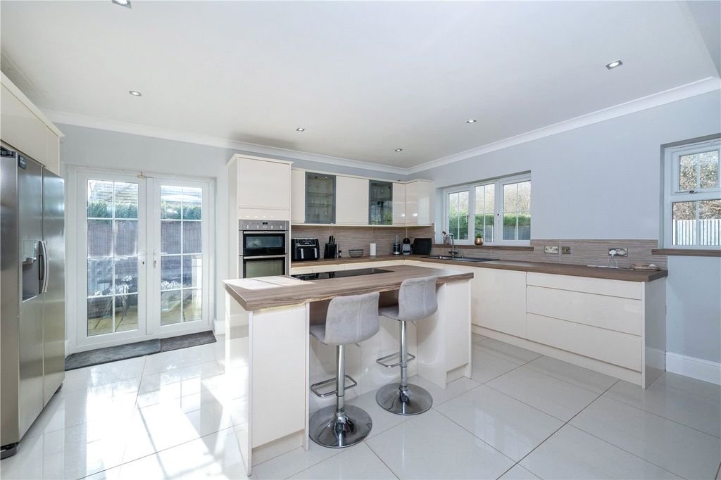 Property photo 3 of 17 Picture No. 07