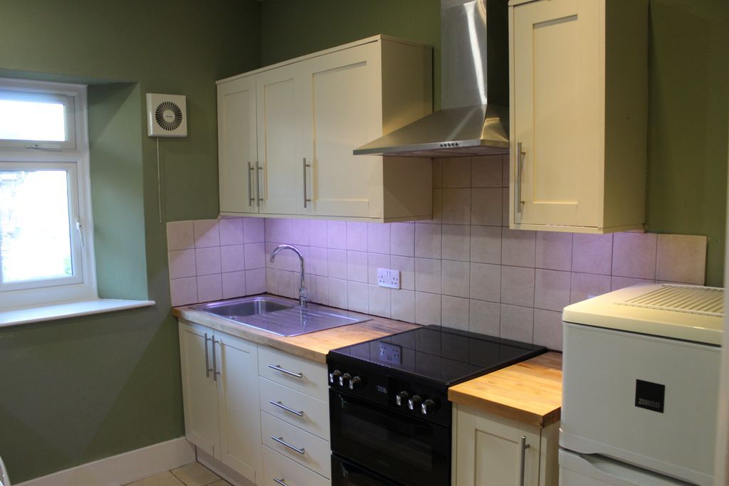 Property photo 3 of 14 Photo 9