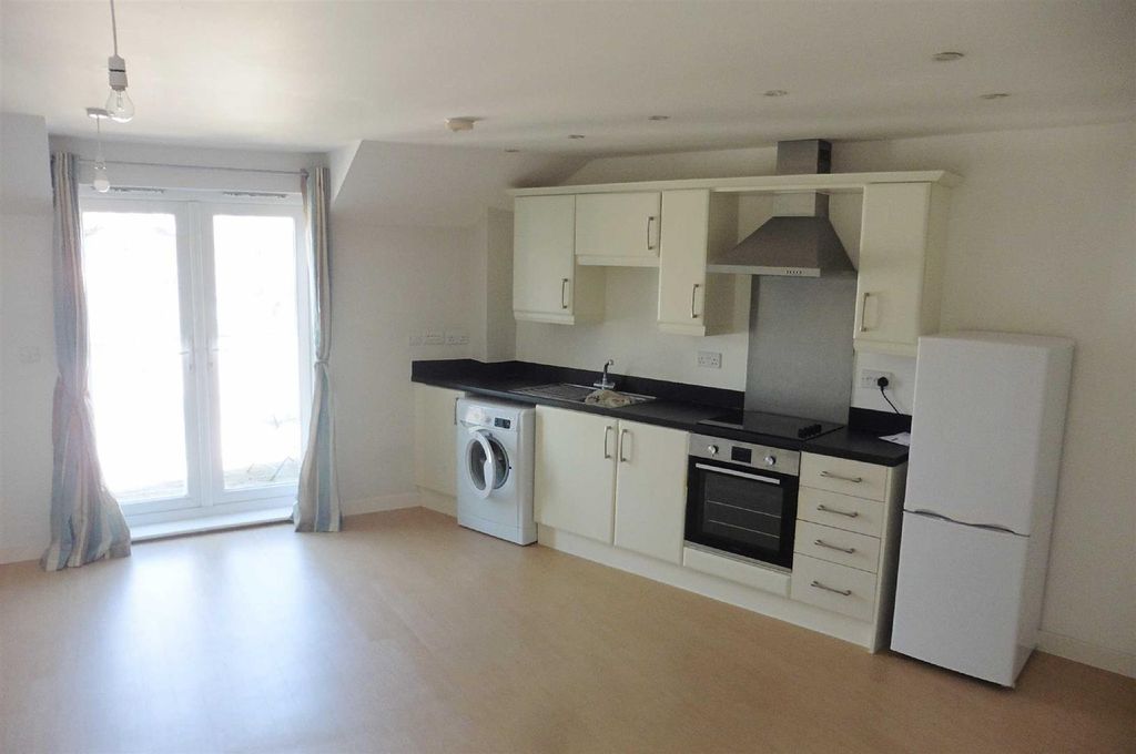 Property photo 2 of 6