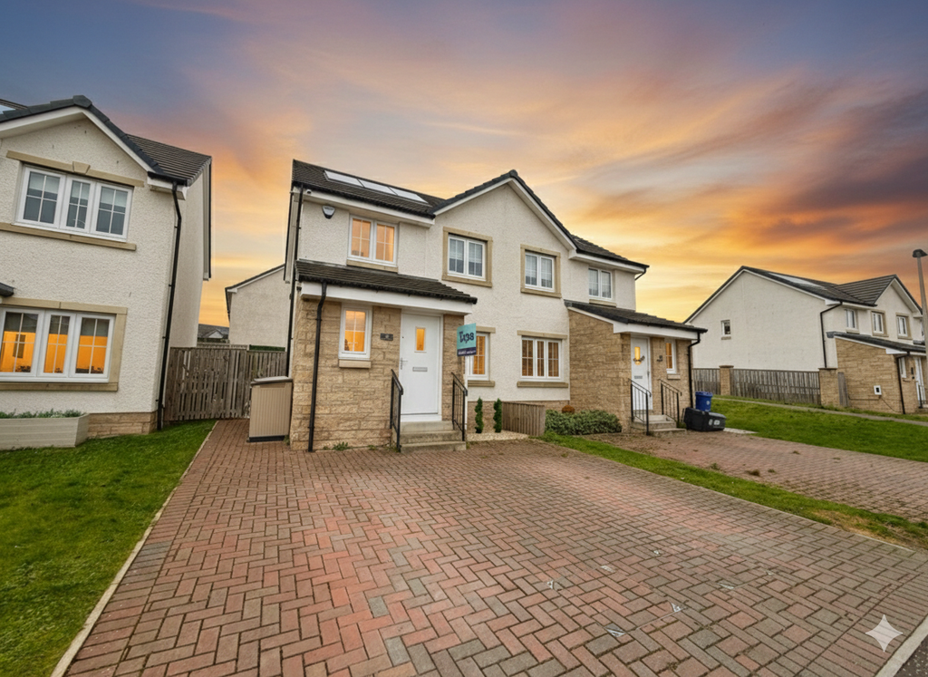 Property photo 1 of 14 External