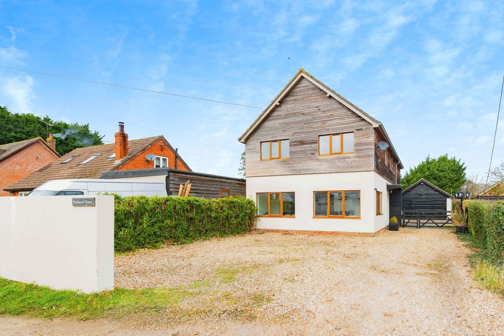 Property photo 2 of 30