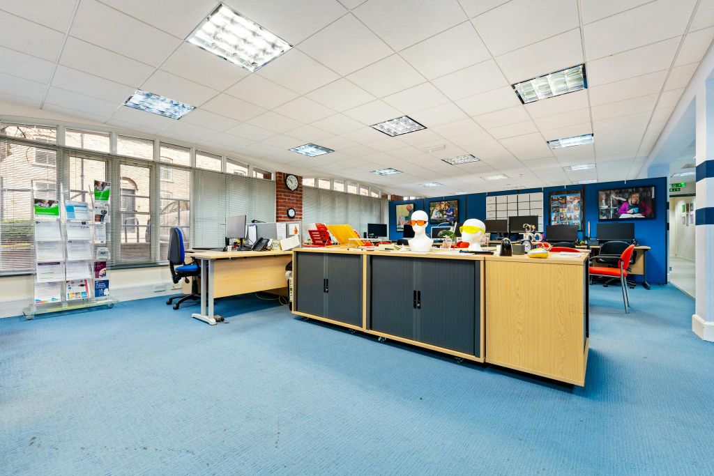 Property photo 3 of 4 Dsc06041.Jpg