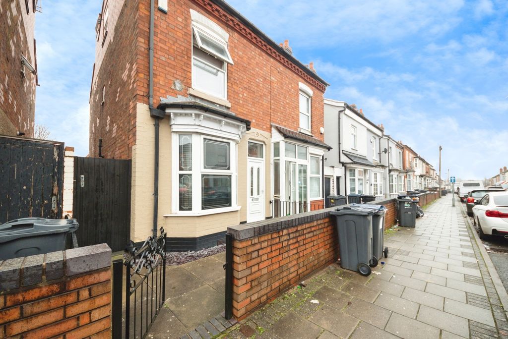 Property photo 1 of 16 Pbox-Img.Jpg