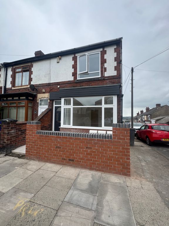 Property photo 1 of 6 1 Bed Flat To Rent St6