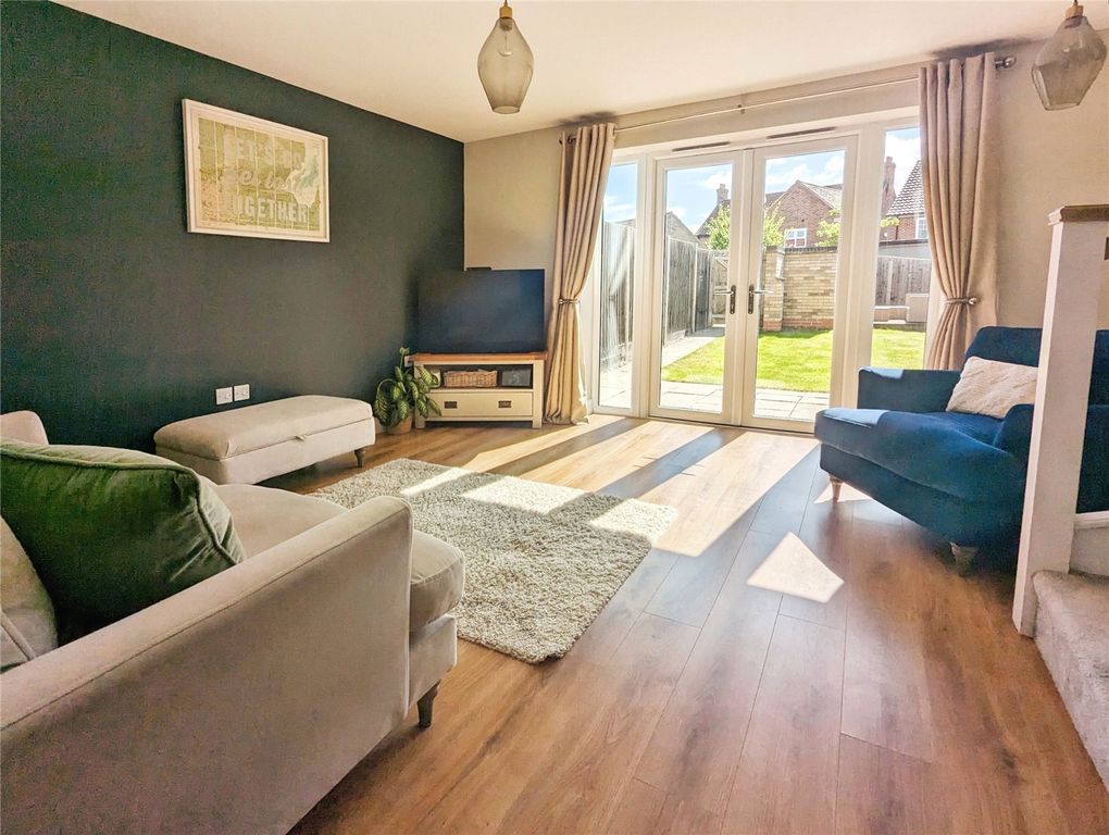 Property photo 3 of 9 Living Room