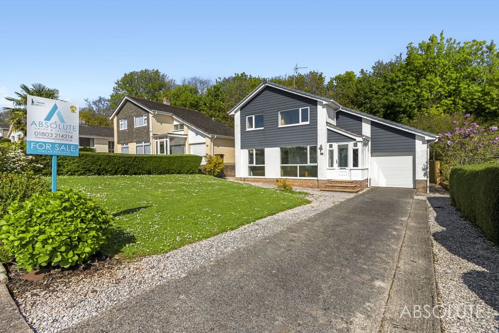 Property photo 1 of 24