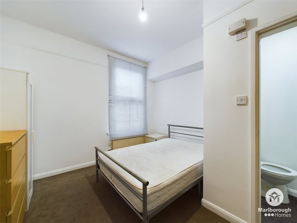 Property photo 2 of 14 Double Room