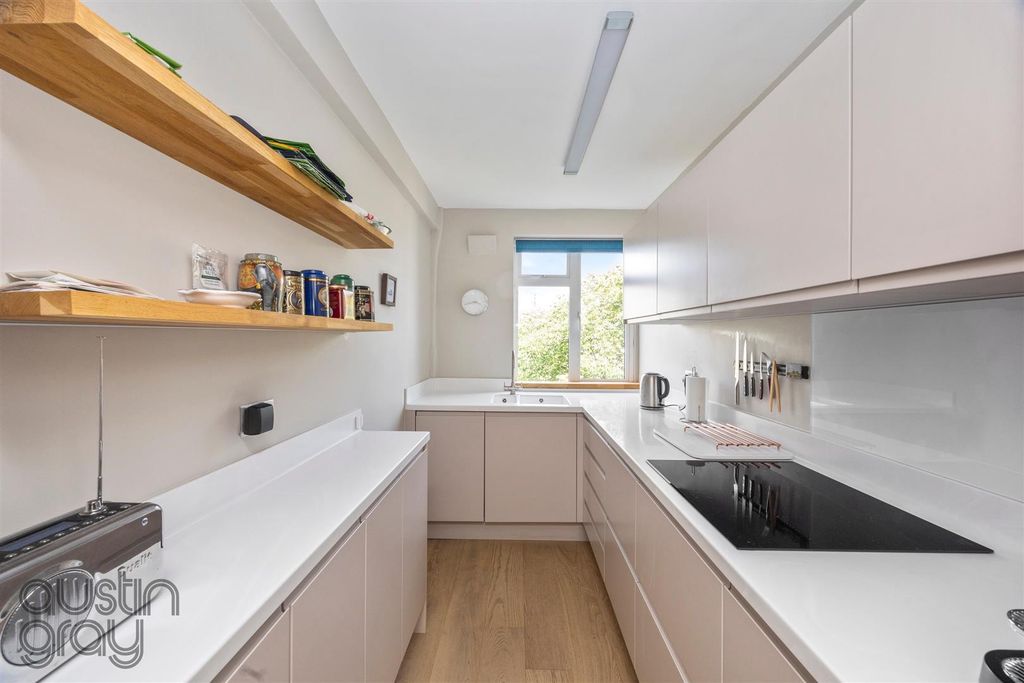 Property photo 2 of 15 Furze Hill, Wick Hall 117-009.Jpg