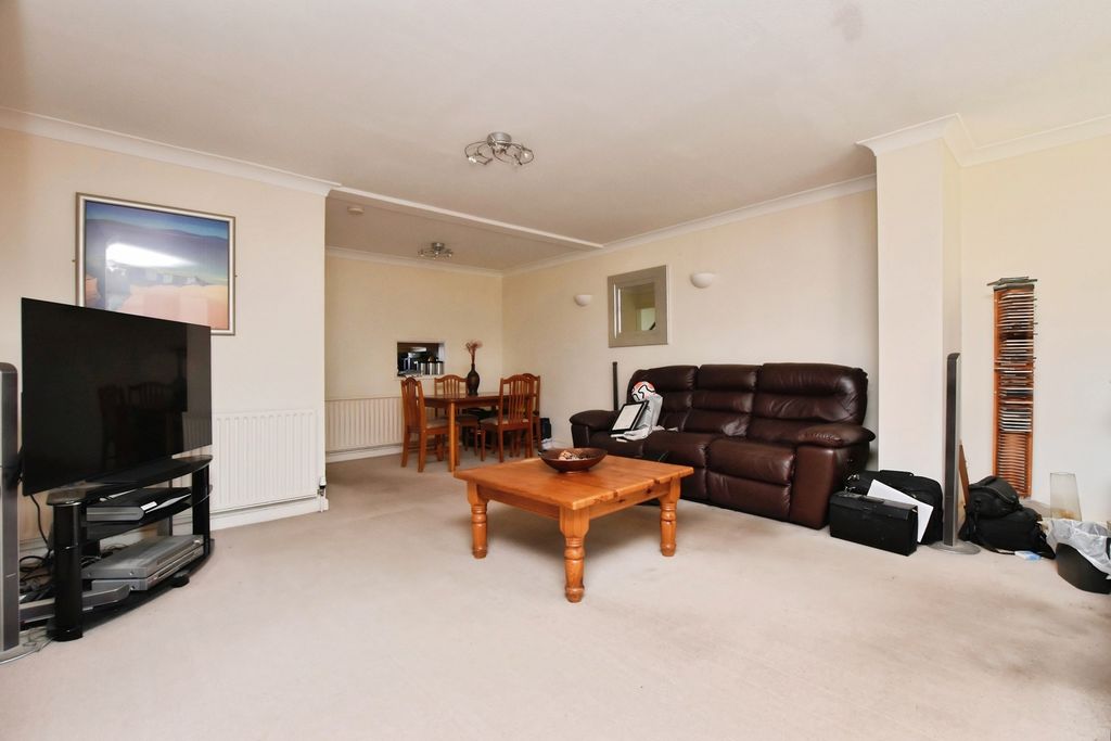 Property photo 2 of 19 Pbox-Img.Jpg
