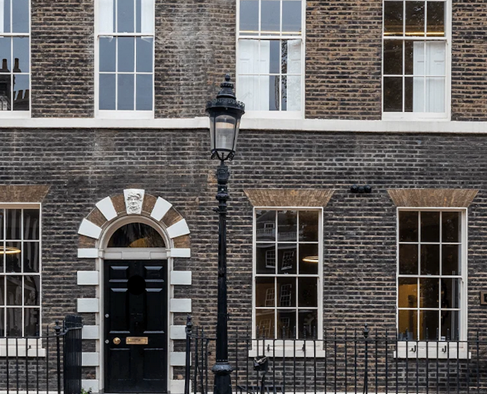 Property photo 1 of 5 Photo 0