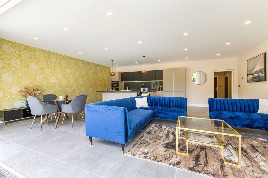 Property photo 2 of 8 Indicative Interior