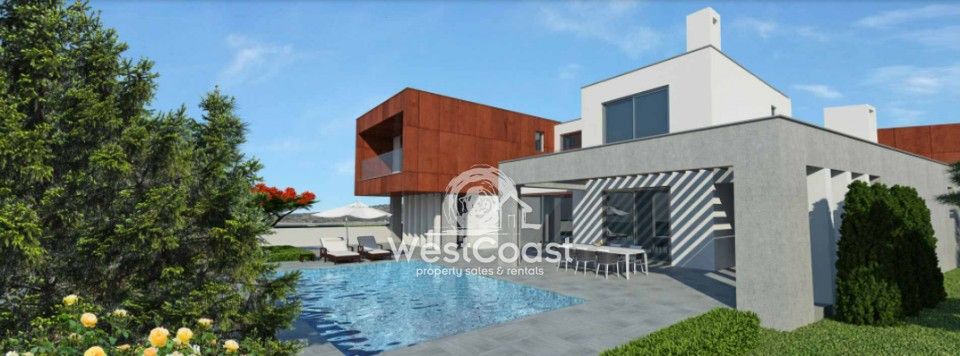 Property photo 1 of 2