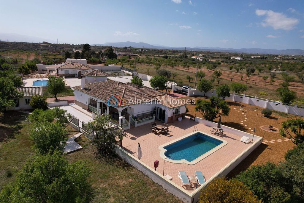 Property photo 1 of 30