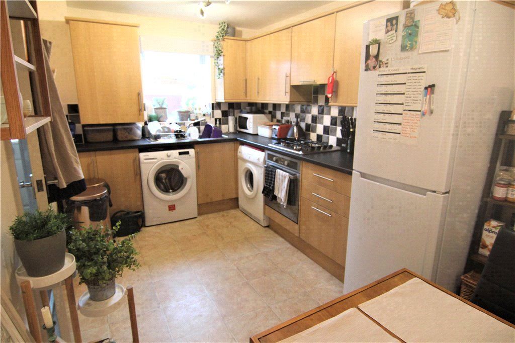 Property photo 2 of 7 Picture No. 15