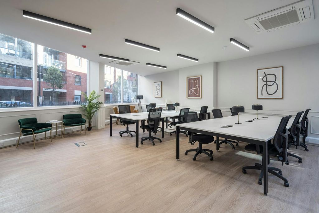 Property photo 2 of 7 MC3358-1052-Hr.Jpg