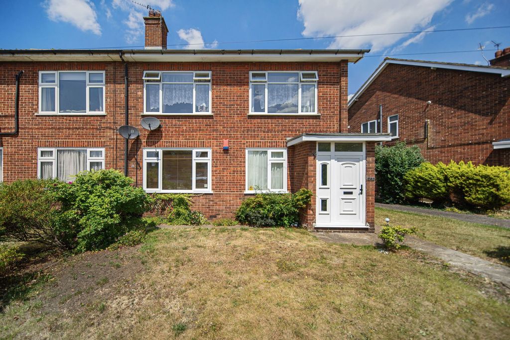 Property photo 2 of 10