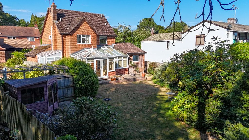 Property photo 2 of 30