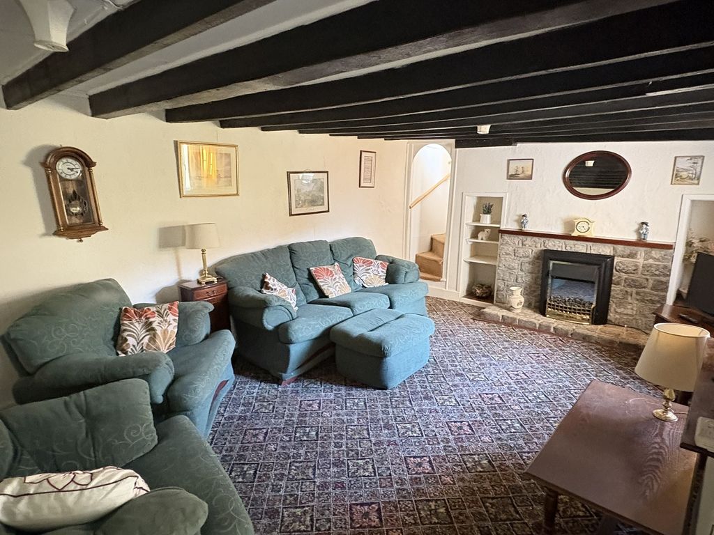Property photo 2 of 14 Not Specified