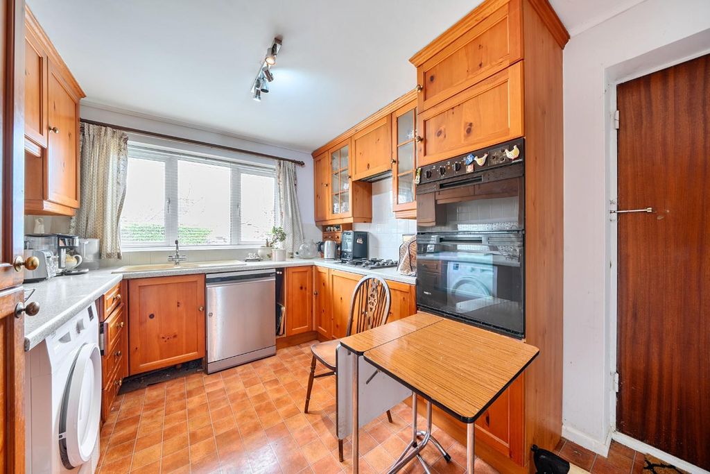Property photo 2 of 13 1435045-13-69ce5Ab484F53.Jpg