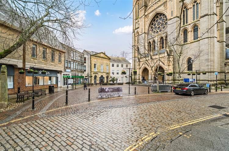 Property photo 3 of 11