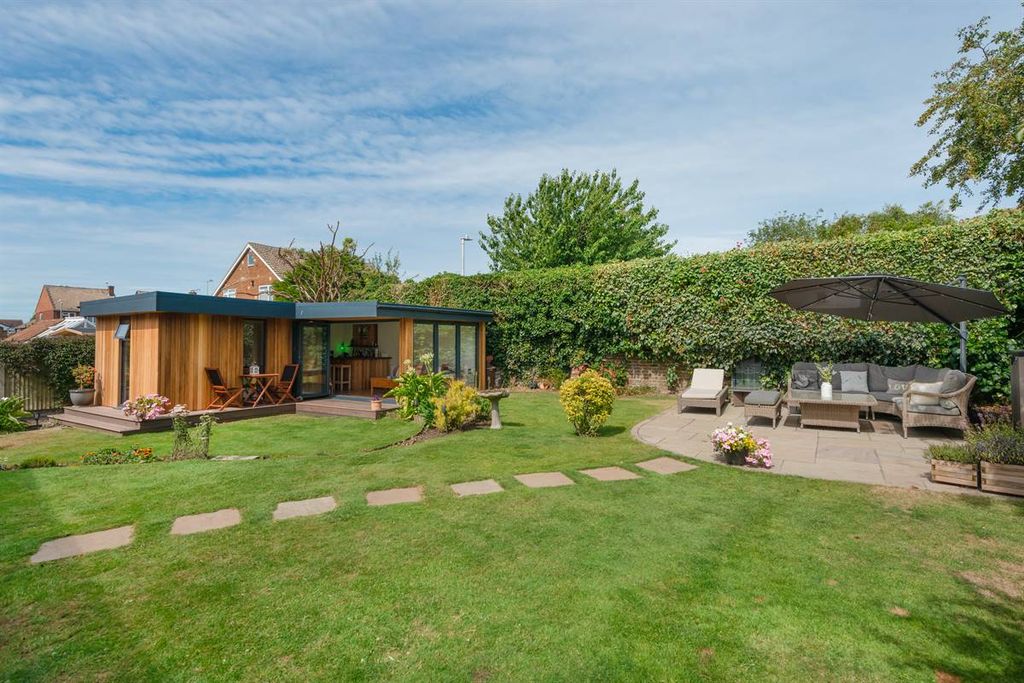 Additional image 24 of 7 bed detached house for saleWinterstoke Crescent, Ramsgate CT11