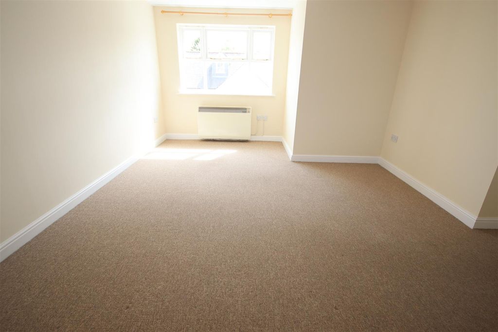 Property photo 3 of 8 Img_6912.Jpg