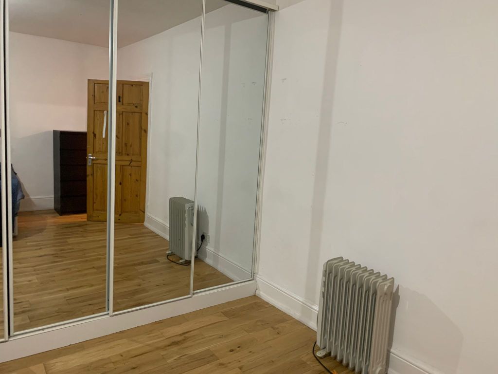 Property photo 2 of 3