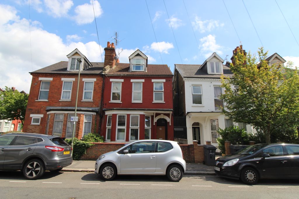 Property photo 2 of 5