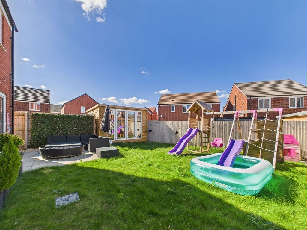 Property photo 2 of 18