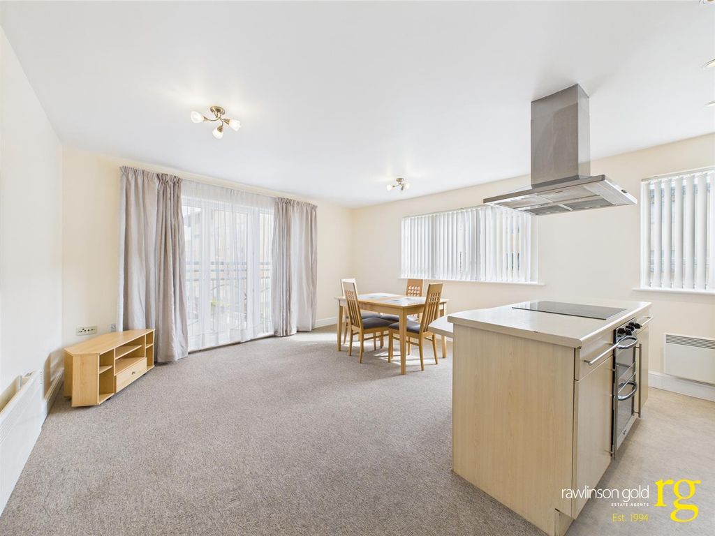 Property photo 2 of 8 Cam02900G0-Pr0252-Still002.Jpg