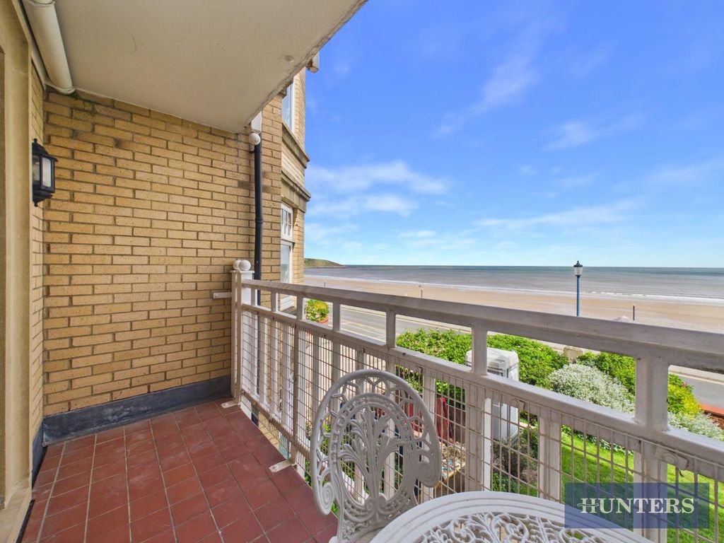 Property photo 2 of 20 Balcony
