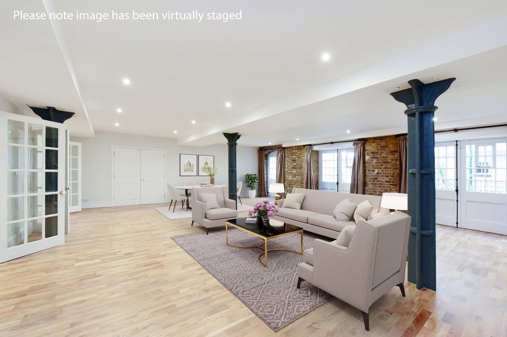 Property photo 3 of 11 Reception Room