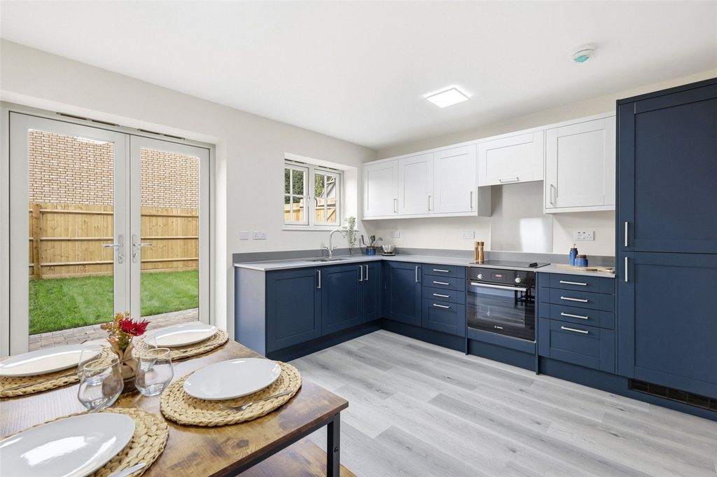 Property photo 2 of 16 Kitchen/Diner