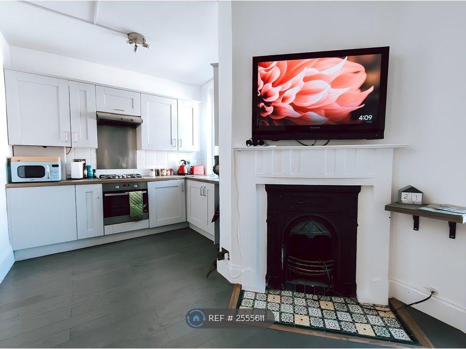 Property photo 1 of 29