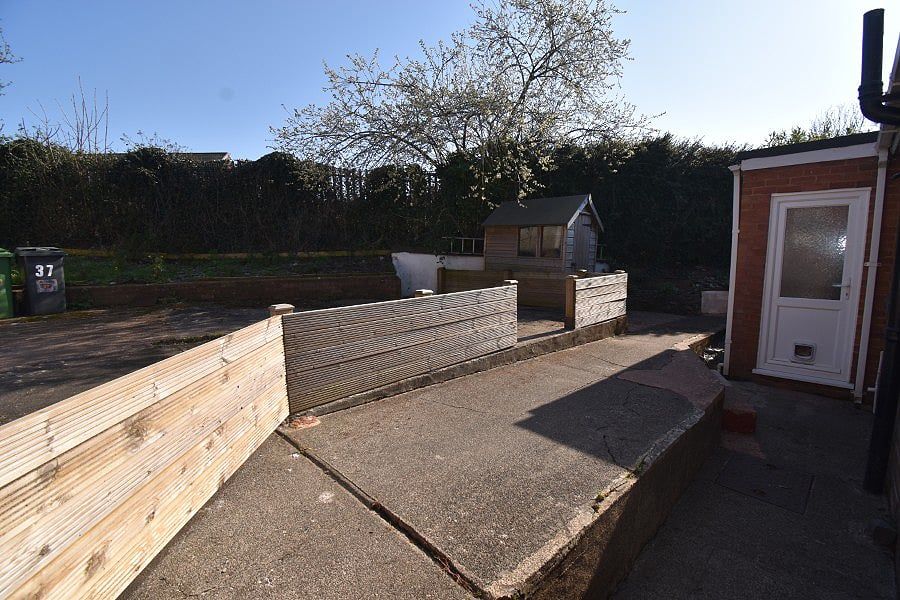 Property photo 2 of 14