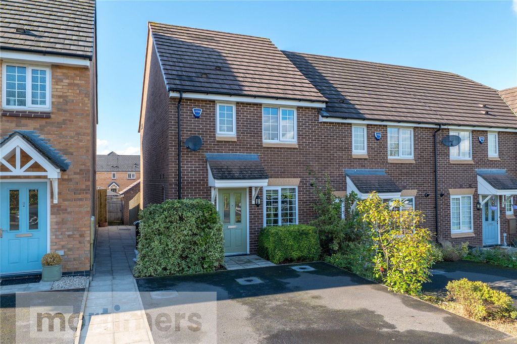 Property photo 1 of 19 External