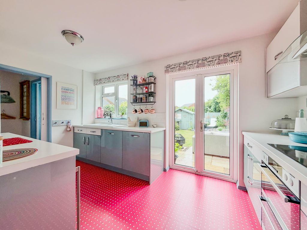 Property photo 3 of 23 Akeman Residential
