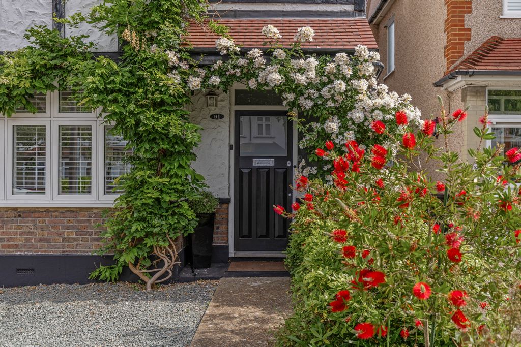 Property photo 2 of 18 918A9899