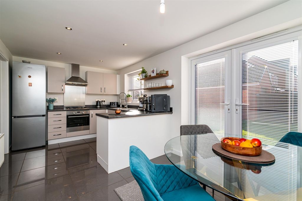 Property photo 2 of 18 Dsc_8200.Jpg