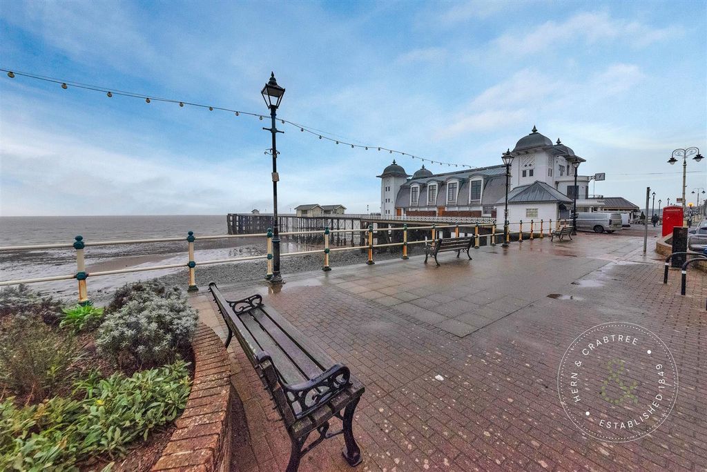 Property photo 2 of 22 Alexandra-Court-22.Jpg