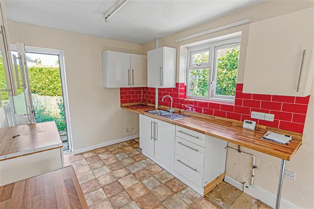 Property photo 3 of 5