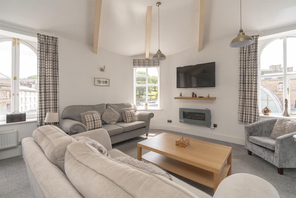 Property photo 2 of 37 20250801-Dsc01282.Jpg