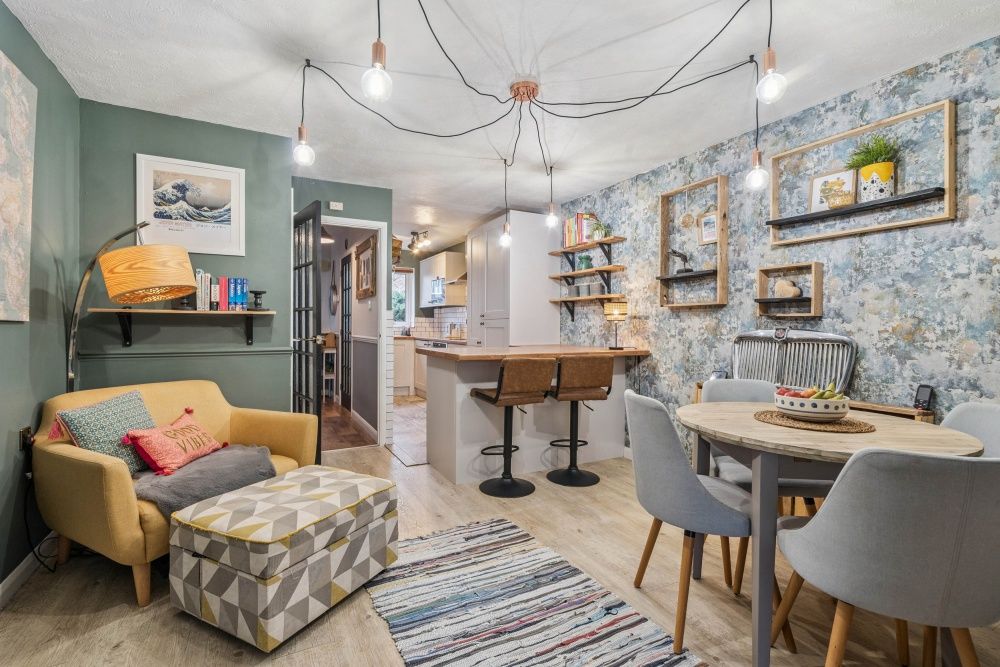 Property photo 3 of 21